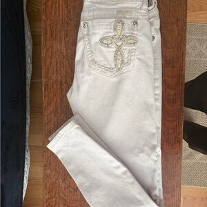 Miss Me White Skinny Jeans with Embellished Pocket